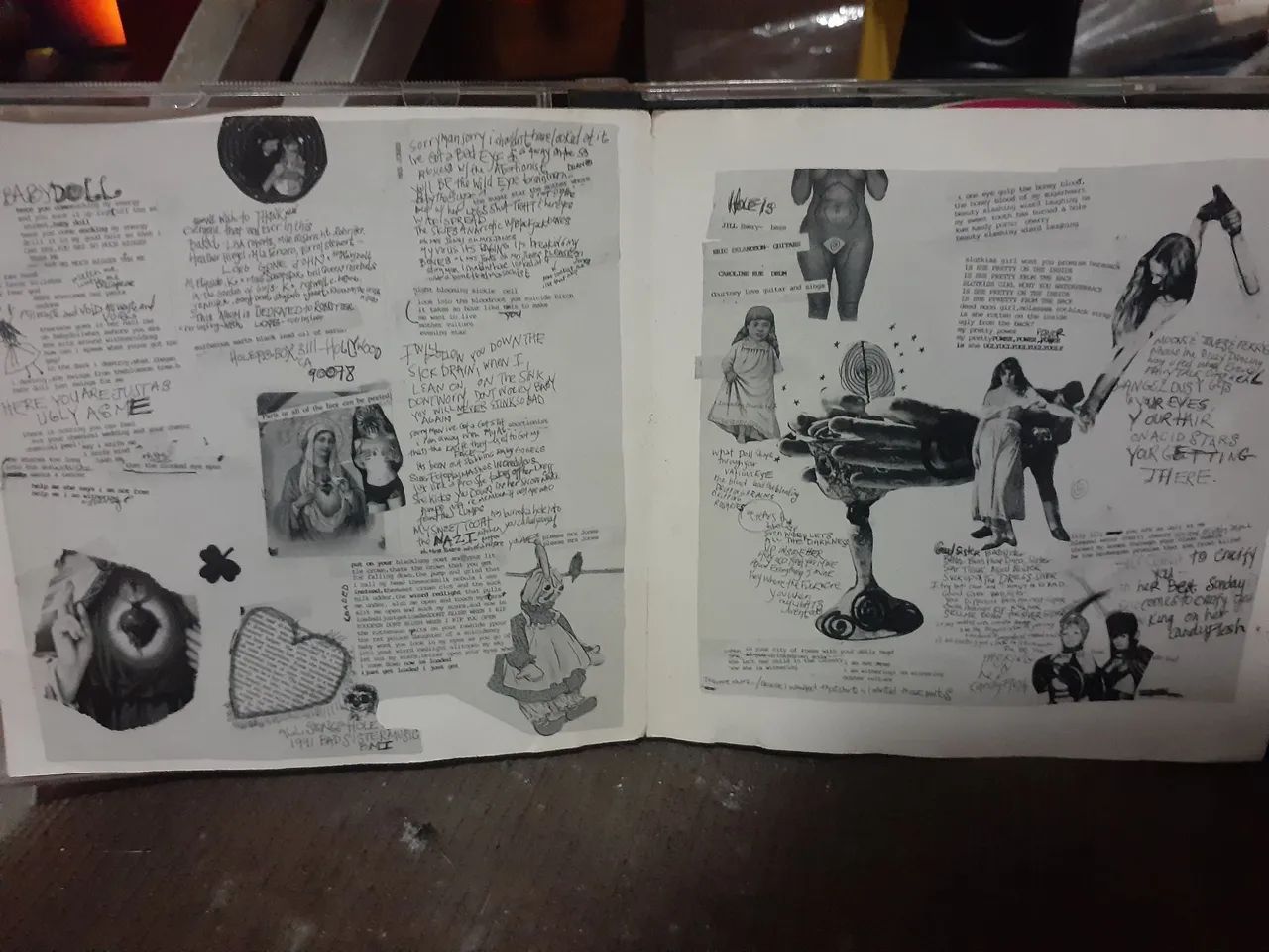 CD Hole - Pretty on the Inside - Importado  - Foto 4