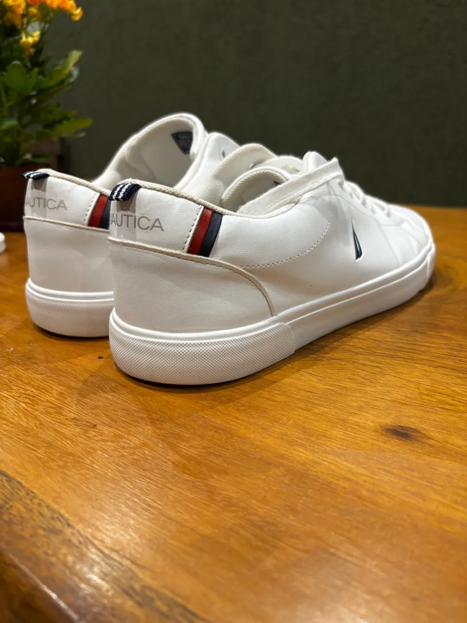 Tênis Nautica Branco estado de zero comprado nos USA