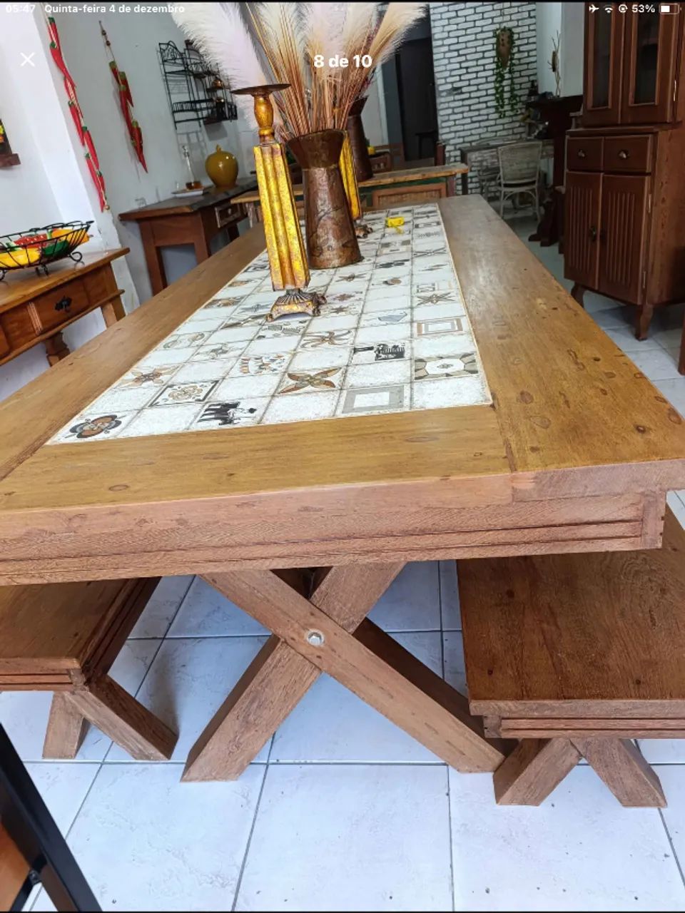 Mesa em madeira rústica 