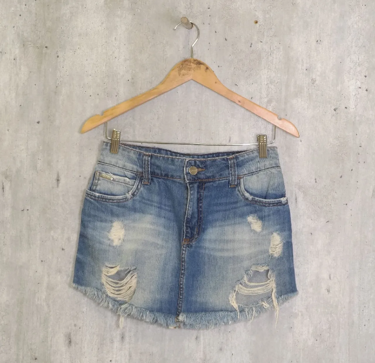 Saia Jeans Destroyed Feminina colcci TAM 38