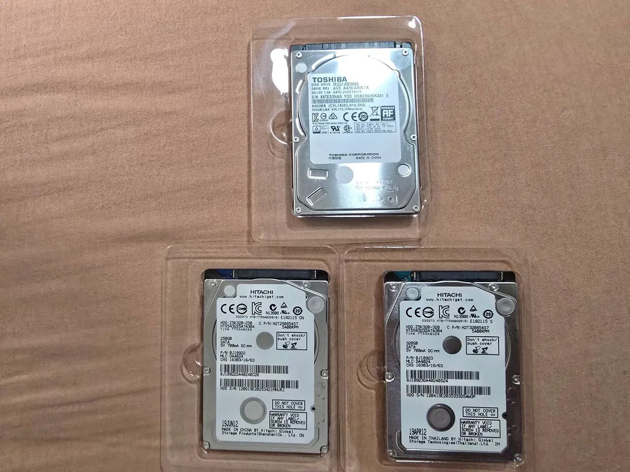 Kit 3 HD Sata 3 Notebook 2.5" Capacidade 500GB, 250GB, 320GB, Hitashi, Toshiba