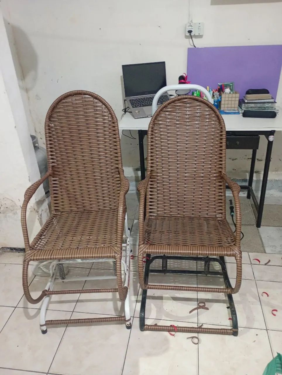 Trabalho com reforma de cadeiras em fibra  - Foto 5