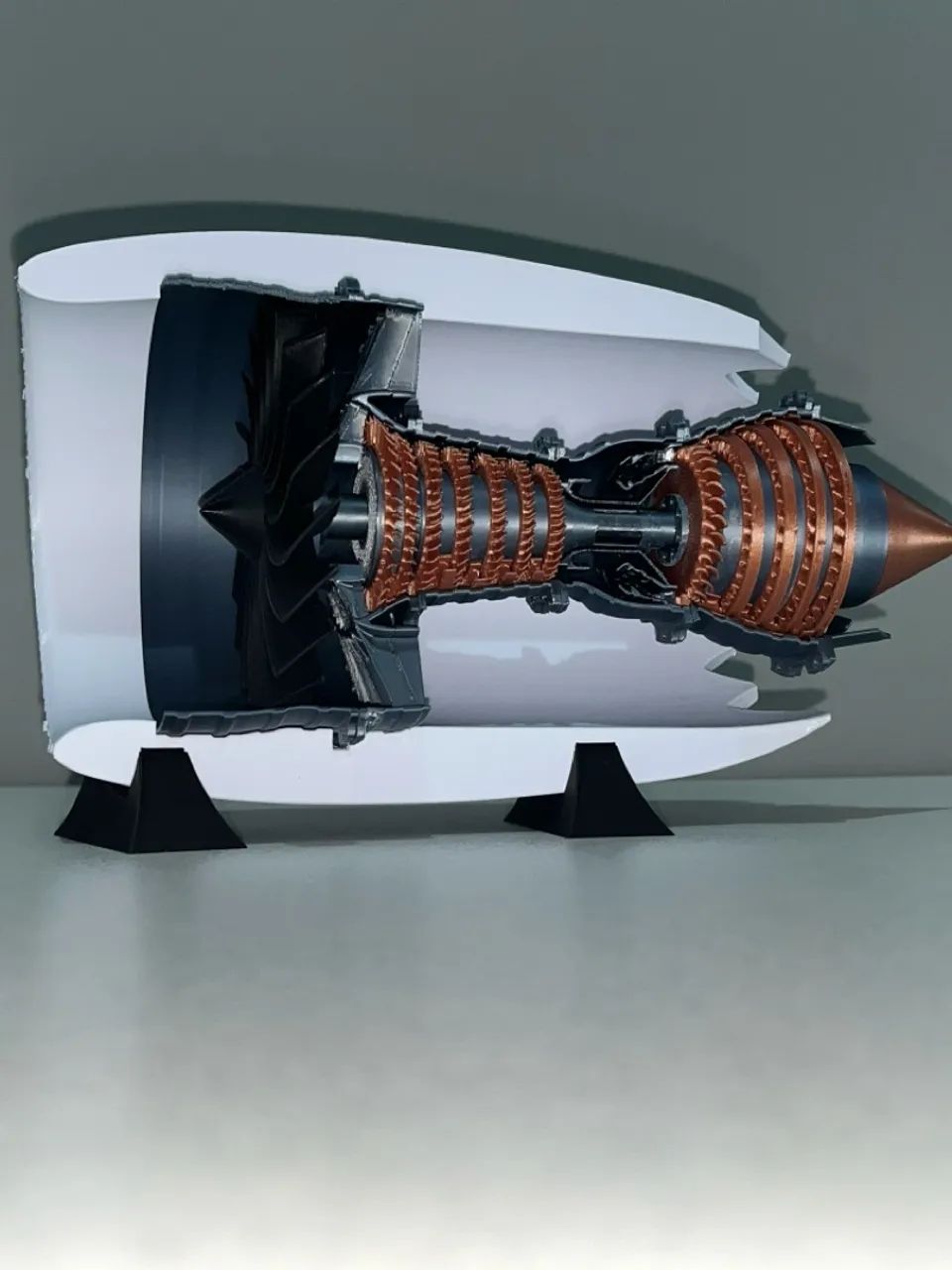 Modelo de motor de avião a jato - Foto 2