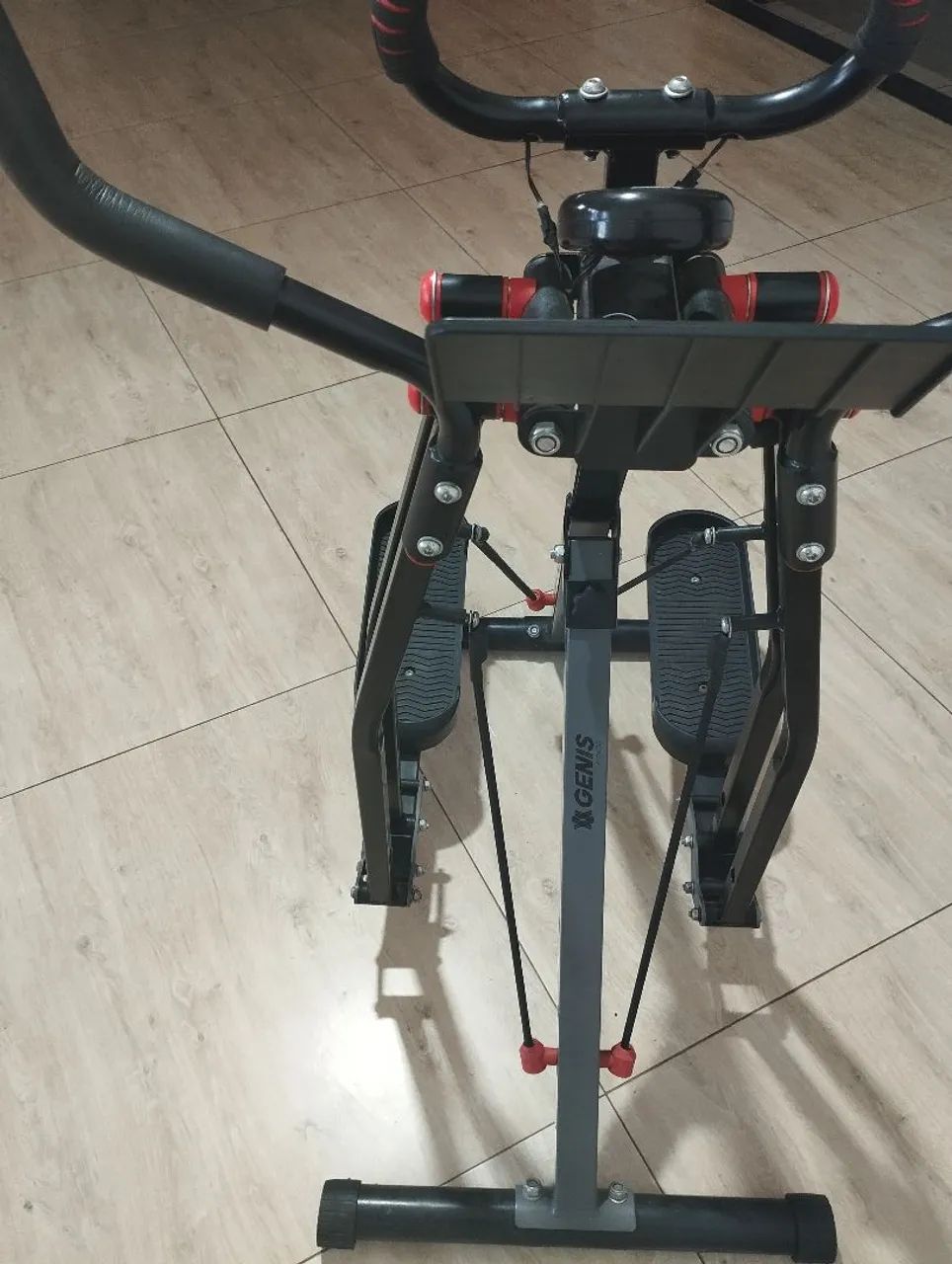 Vendo Elíptico simulador de caminhada semi novo - Foto 2