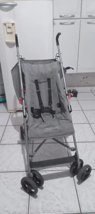 Carrinho de Bebê -  Leve e prático