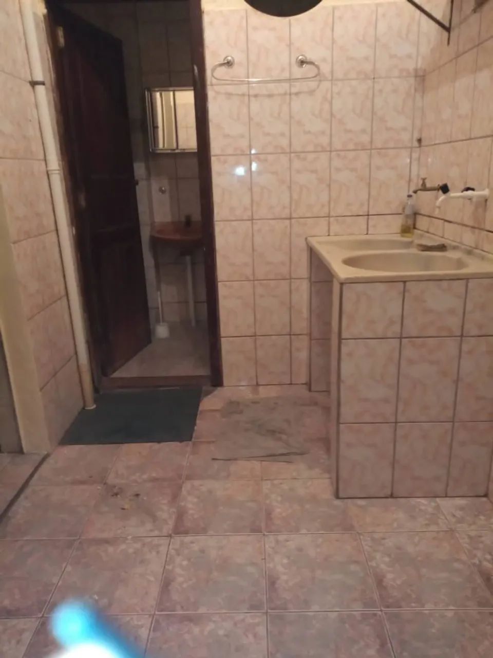 Alugo casa 