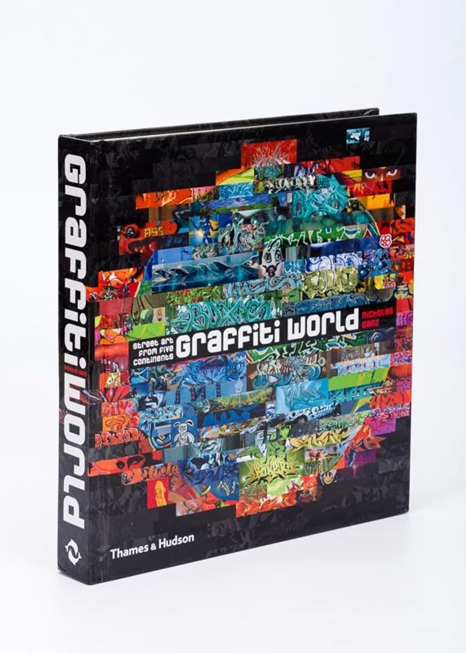 Graffiti World: Street Art from Five Continents - Nicholas Ganz - Novo ...