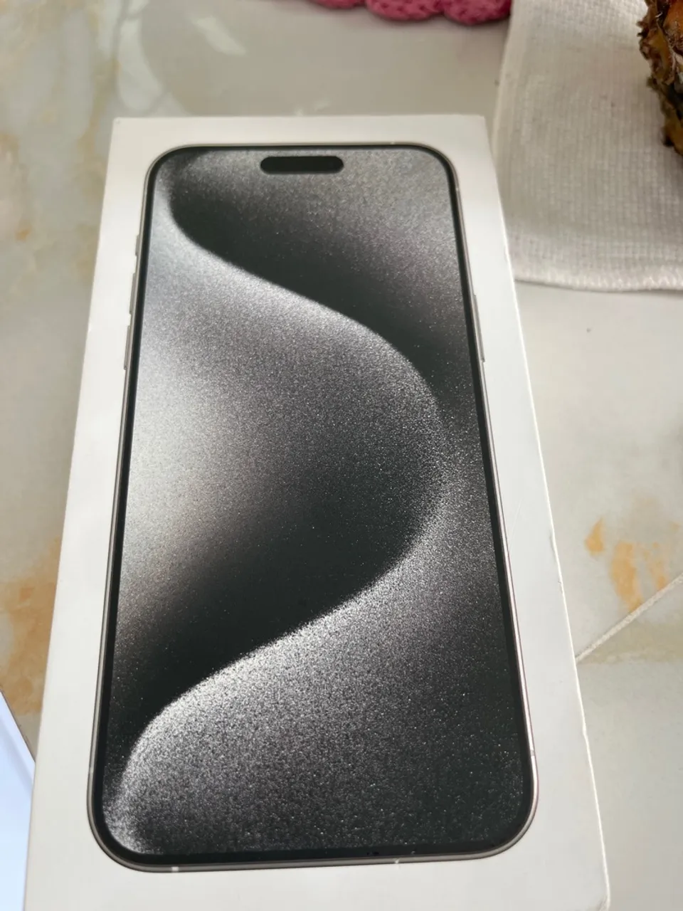 Capa de iPhone com Design Moderno