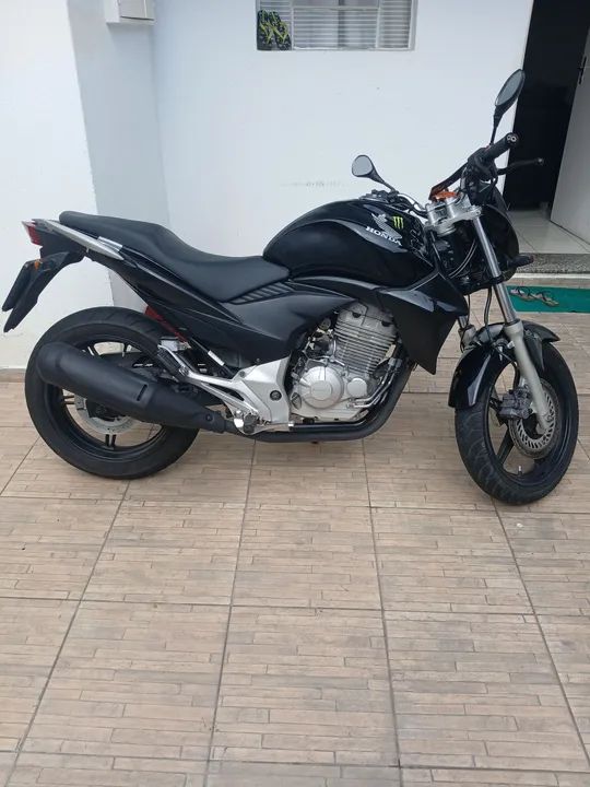 Honda cb 300 2013 modelo 2014 - Foto 2