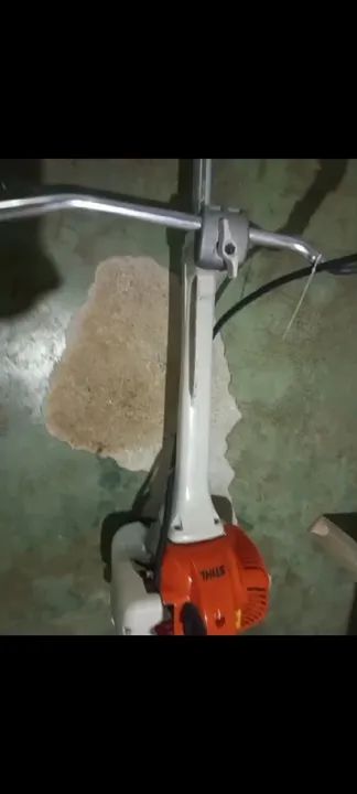 vende-se roçadeira muito boa. - Foto 2