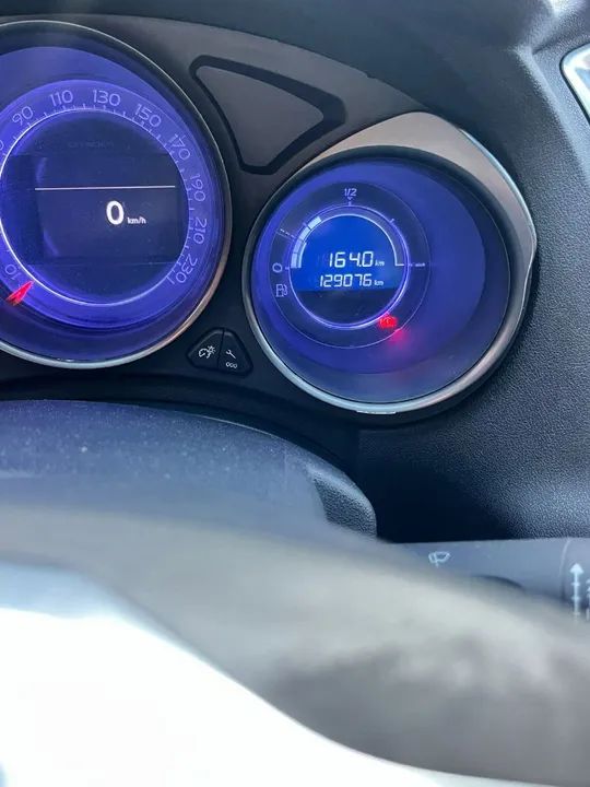 C4 Lounge Exclusive THP 1.6 Turbo 2014 - Foto 10