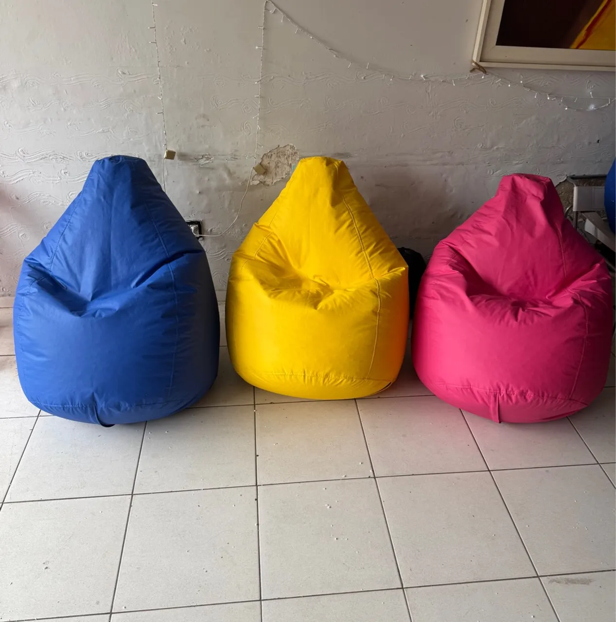 Puff Pera Azul, Amarelo e Rosa