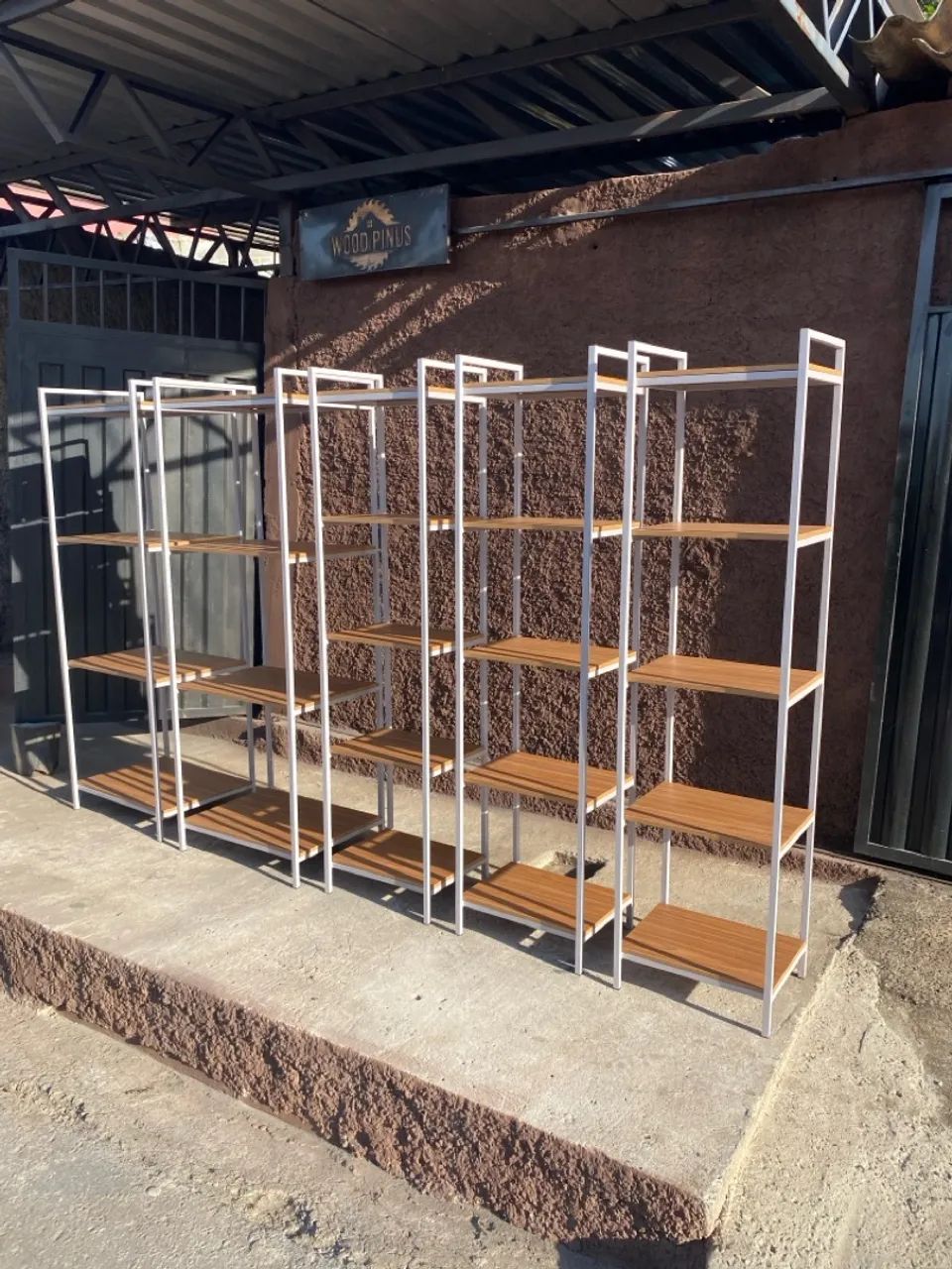Prateleiras estilo industrial - Foto 3