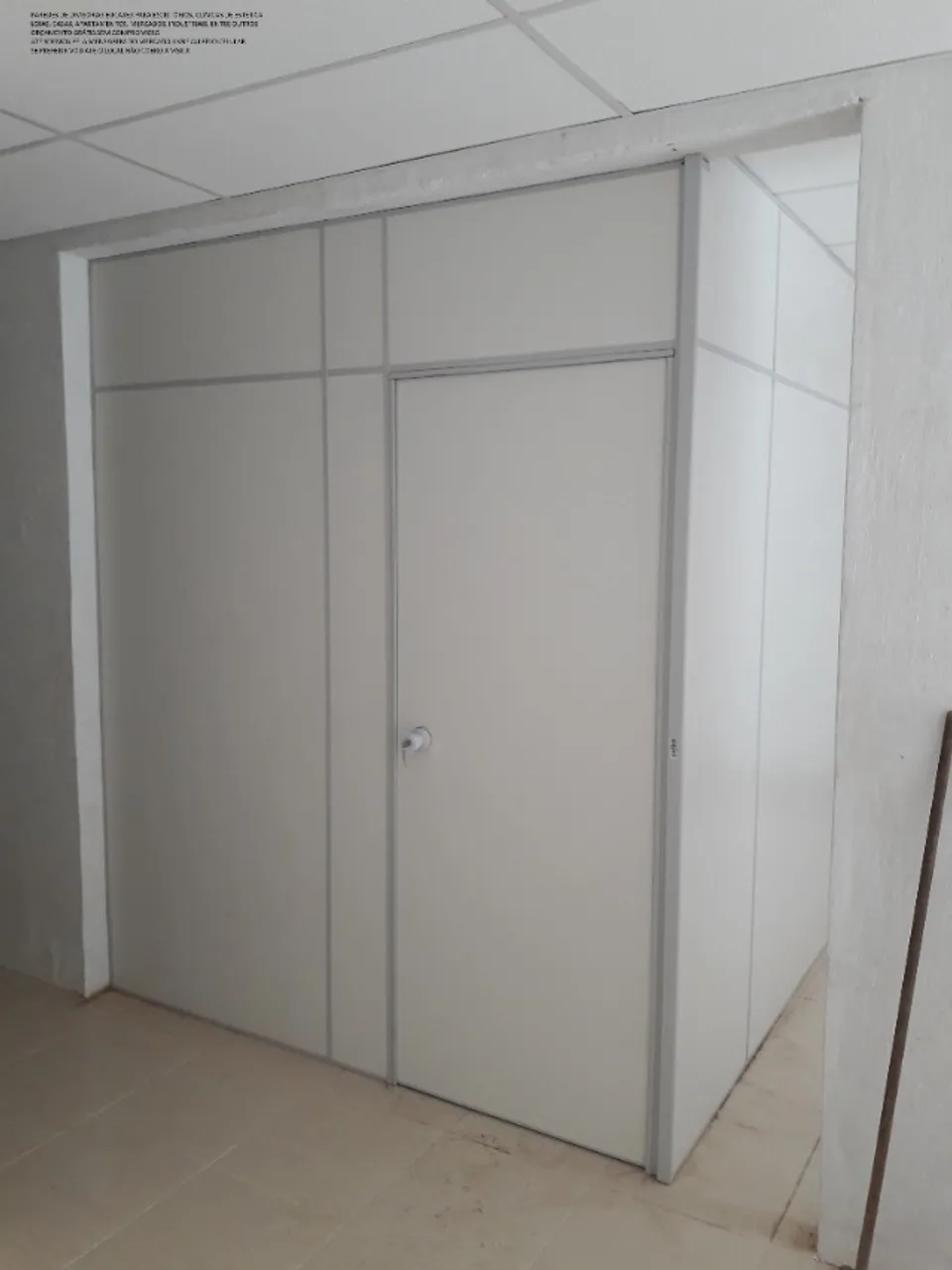 DIVISÓRIAS PARA ESCITÓRIOS CASAS 