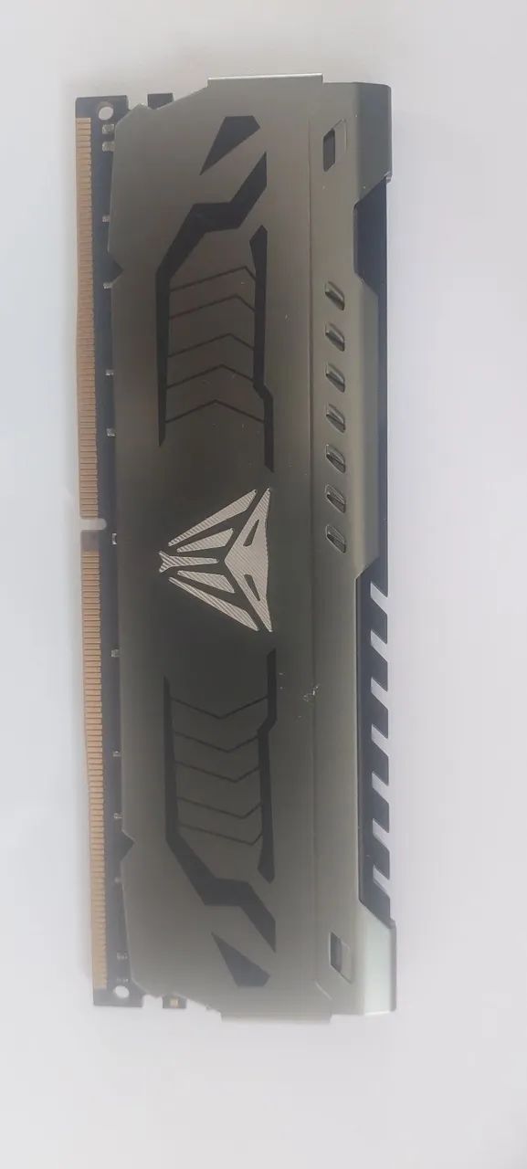 Memória 16Gb DDR 4 3200MHz64739358138498122