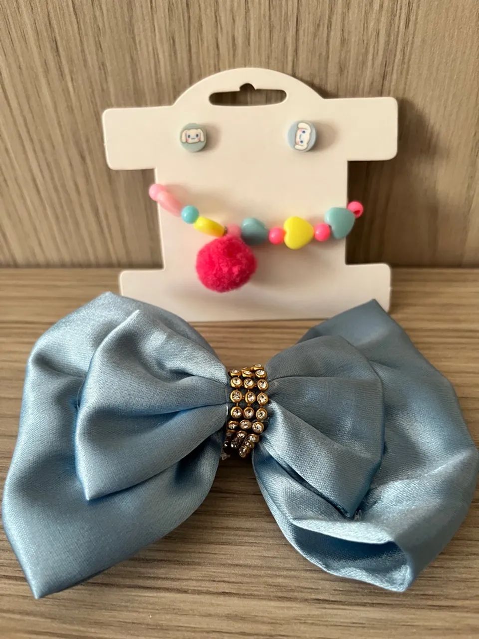 Kit de Acessórios Infantil: Laço, Pulseira e Brincos - Foto 5