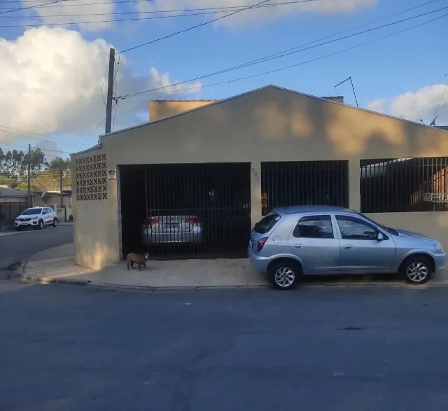 Casa a venda no Umbara