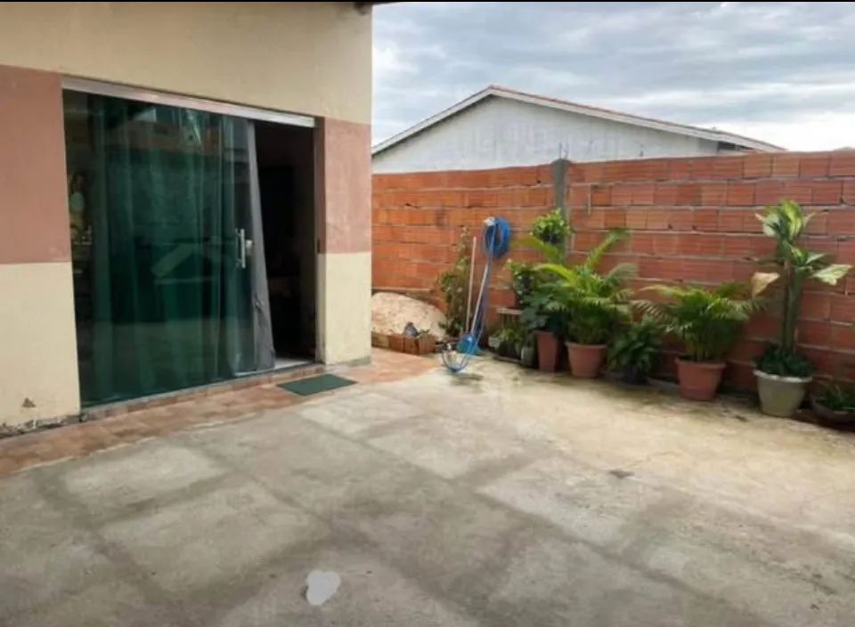 Vendo casa na cidade ocidental 