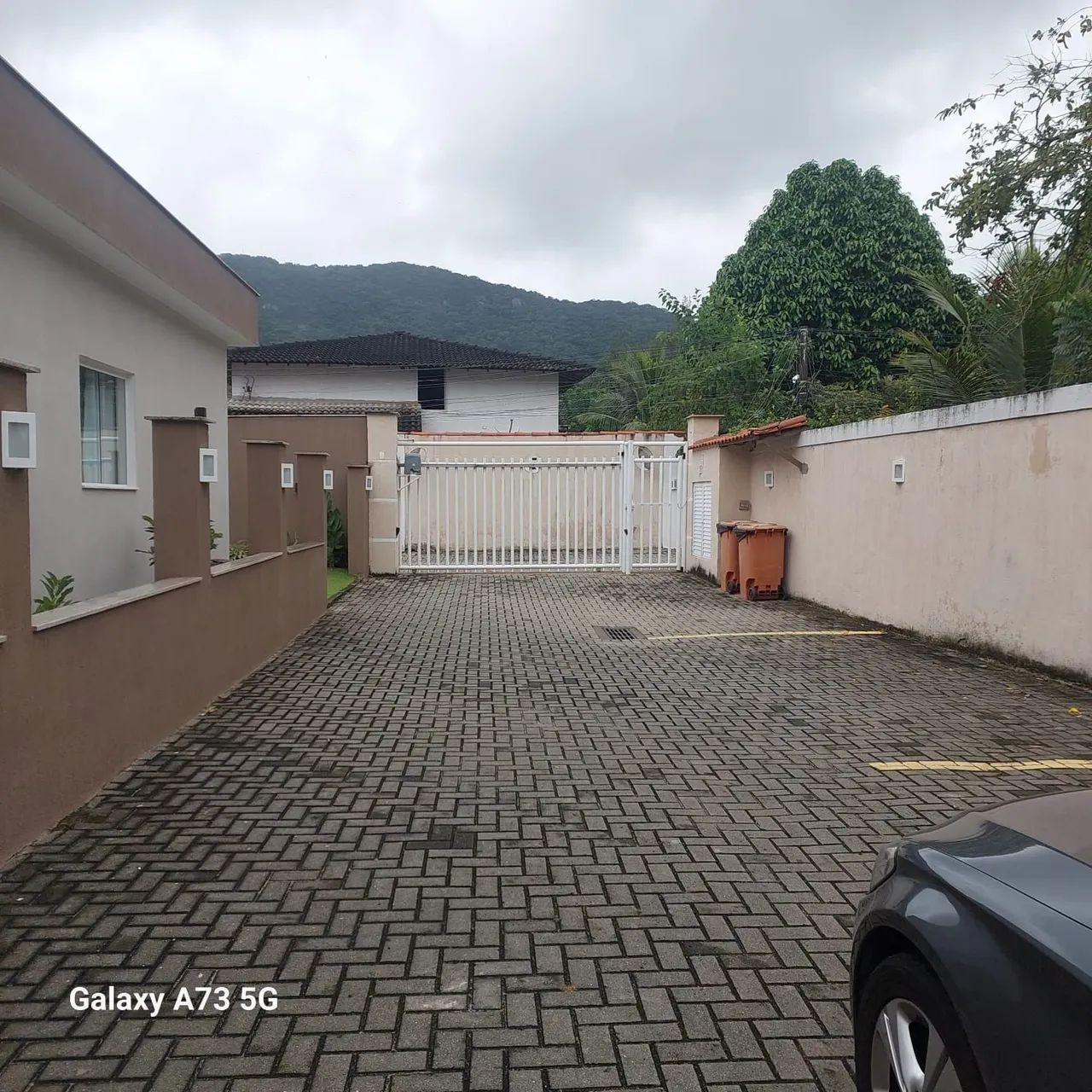 Terreno 220 m2 na Est do Pontal - Aceito Permuta 