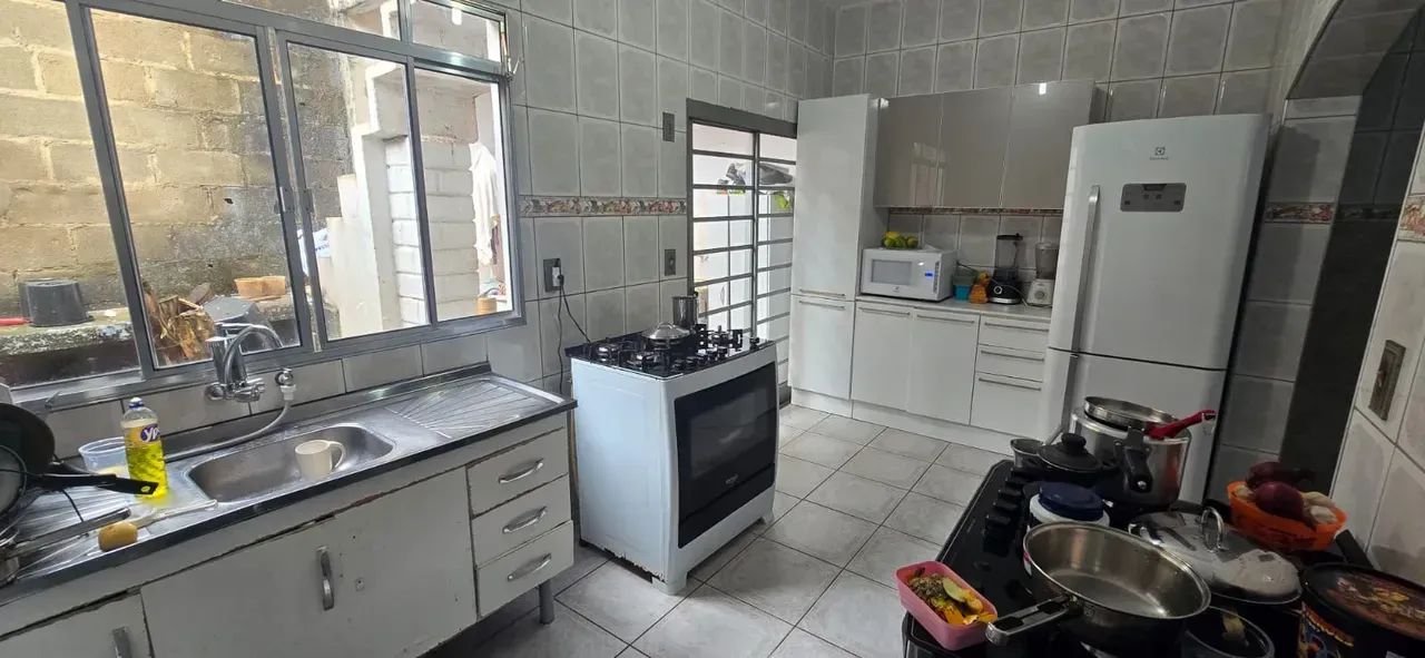 VENDO CASA COM 3 QUARTOS SENDO 1 SUITE - Foto 4