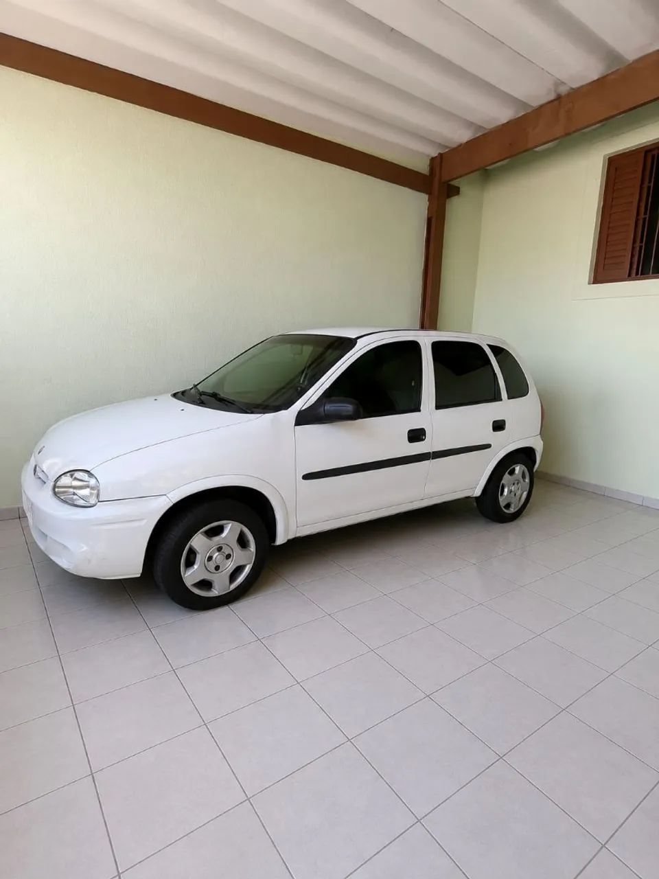 Chevrolet Corsa Wind 1.6 MPFI 4P 2001