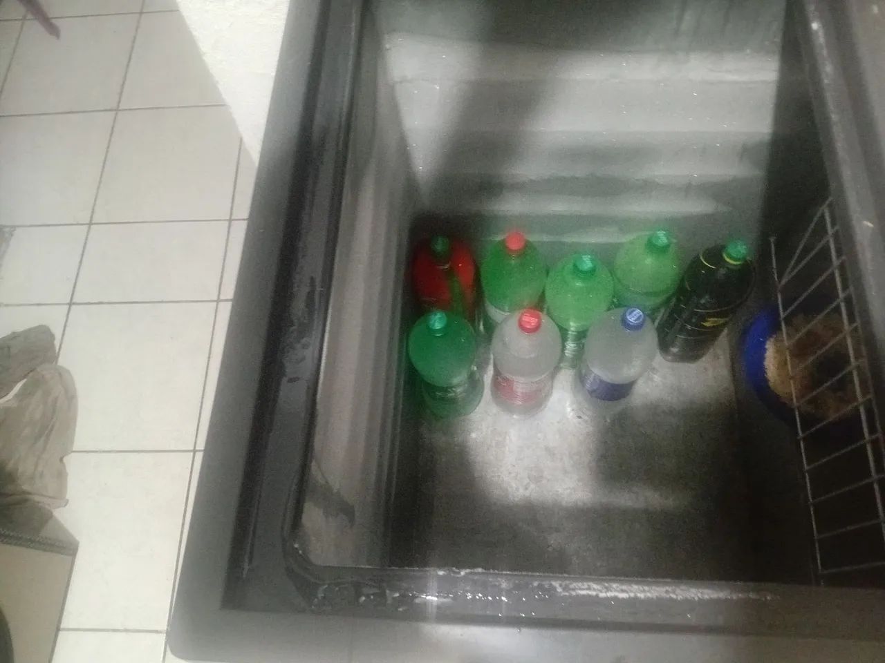 Freezer esmaltec funcionando bem - Foto 2