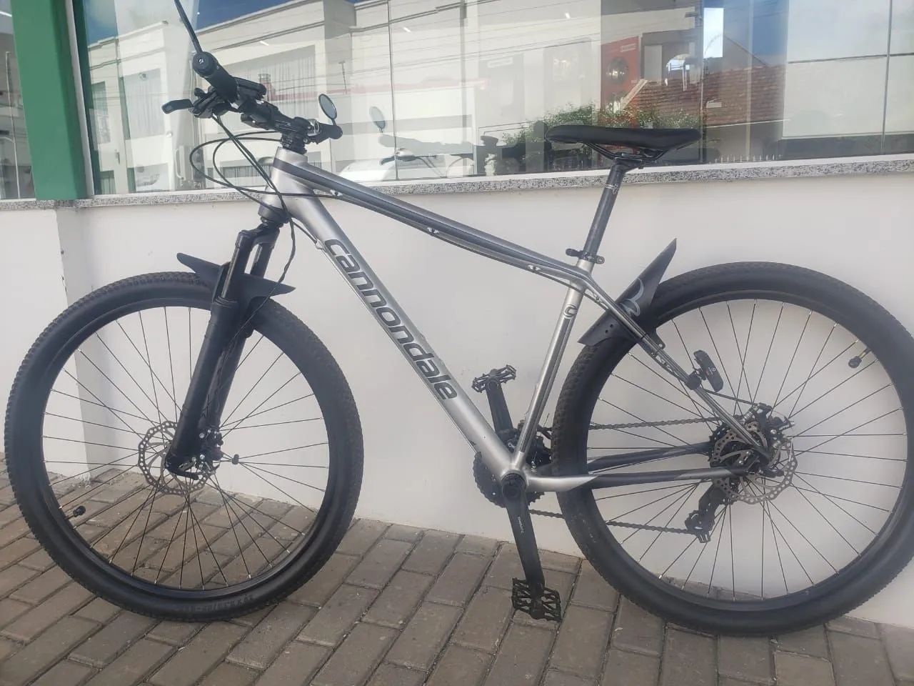 Bicicleta Cannondale Carbon MT Aro 29 M