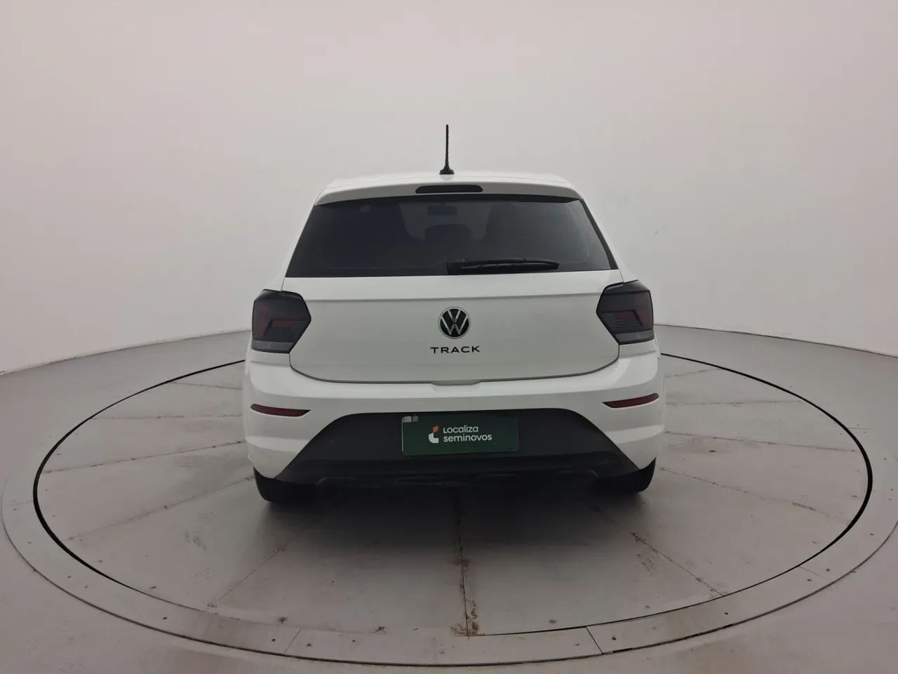 Volkswagen Polo Track 1.0 Flex 12V 5p, foto 4 de 18