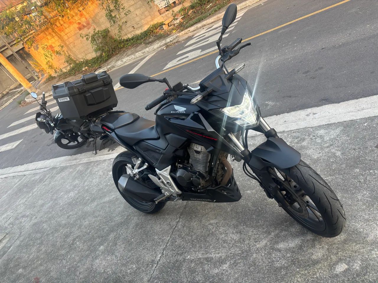 CB300F 2024 - Foto 4