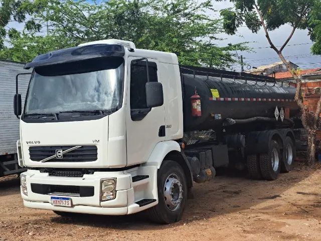 VOLVO VM 260  - Foto 2