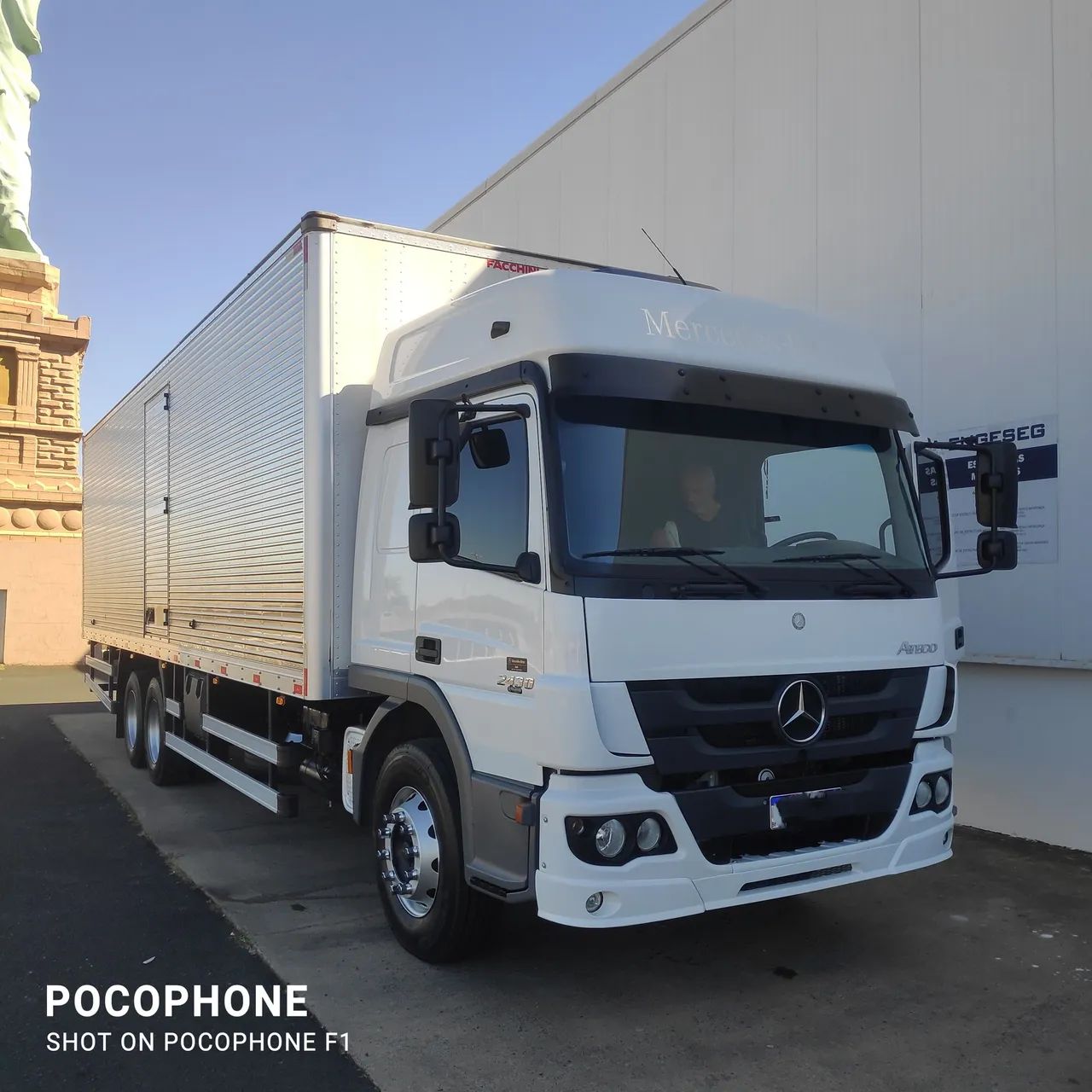 MB Atego 2430 no chassi  - Foto 3