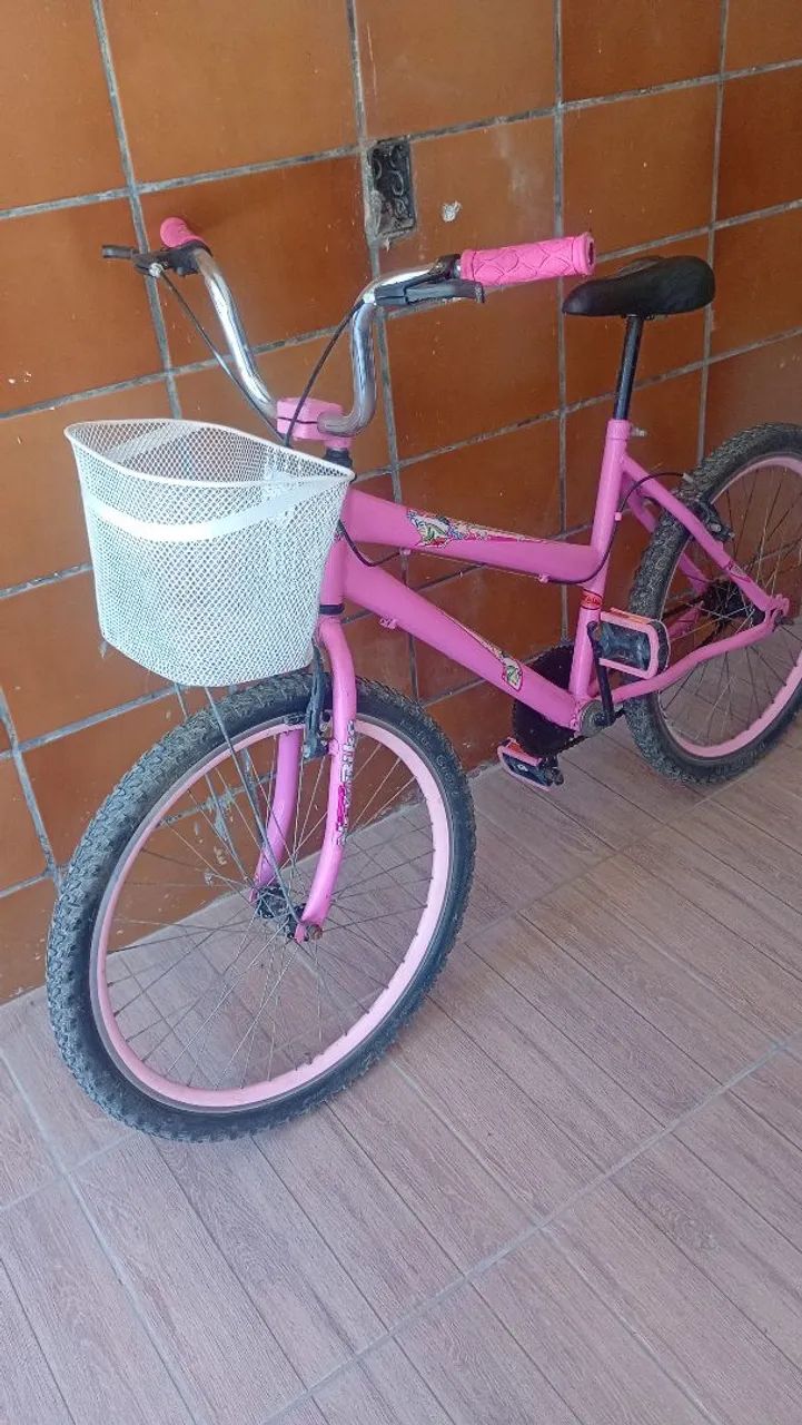 Bicicleta aro 24 semi nova 