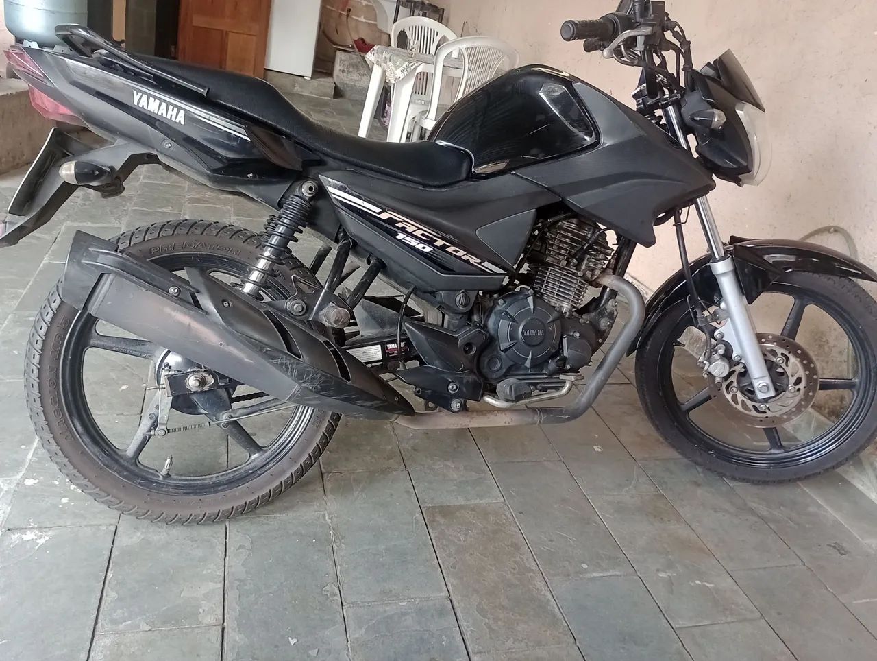 Factor 150 2020 preta $10.500 - Foto 2