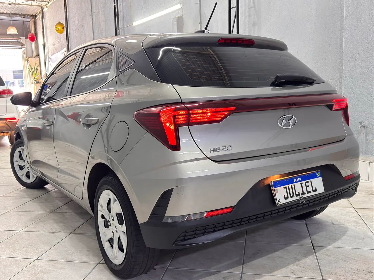 Hyundai HB20 Comfort 1.0 Flex 12V Mec., foto 3 de 11