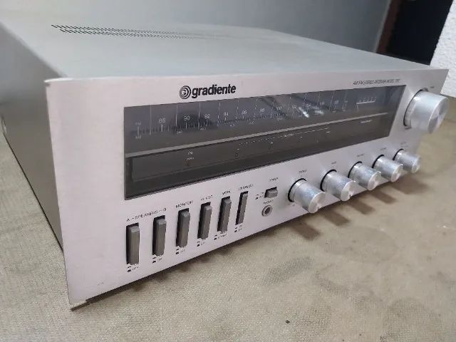 Receiver Gradiente Modelo 1260 funcionando conservado. - Foto 5