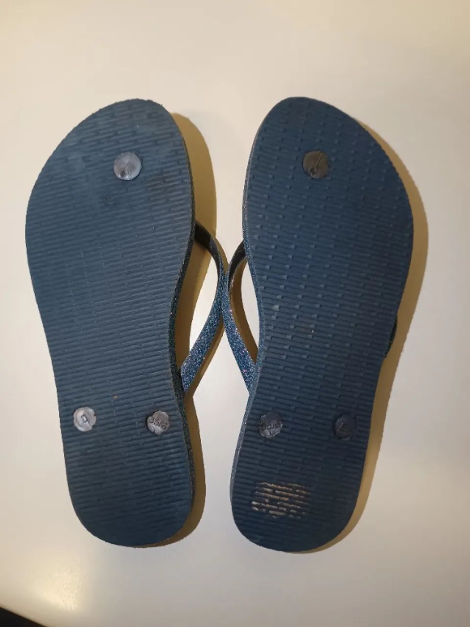 Chinelo Havaianas com Brilho 35-36 - Foto 4