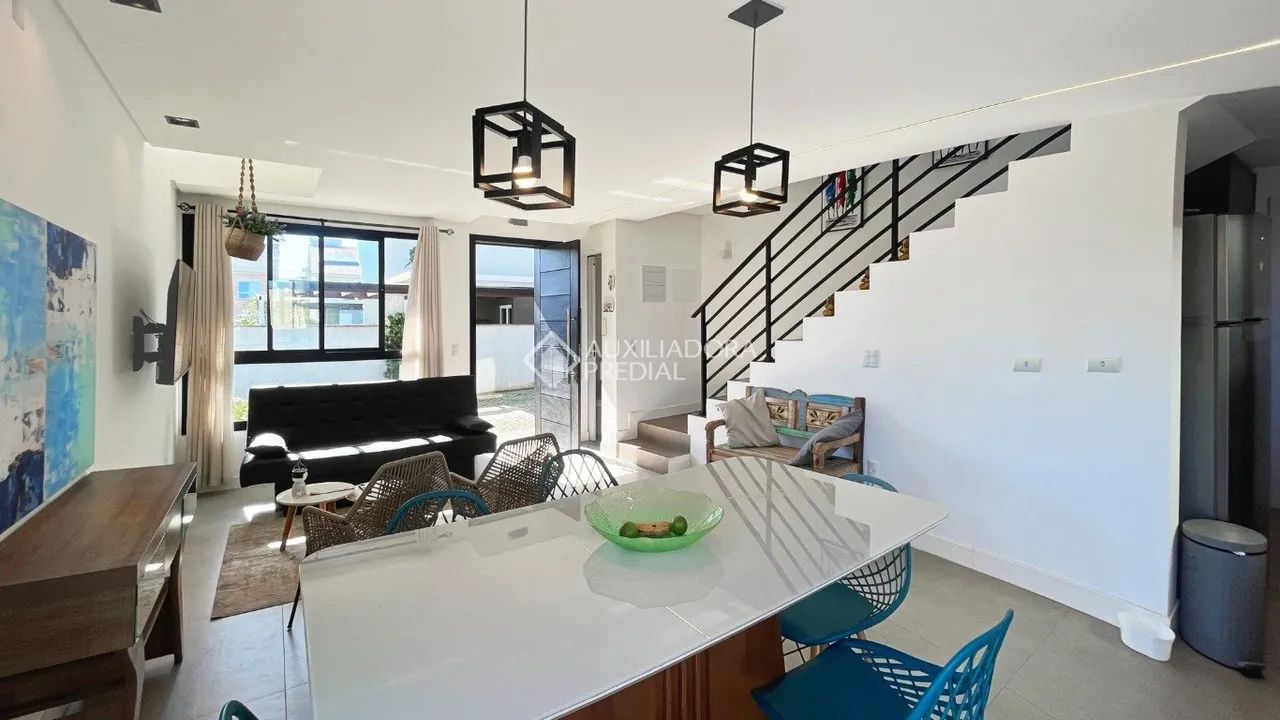 Busca tranquilidade e conforto no Campeche? Esta casa é para você! - Foto 5
