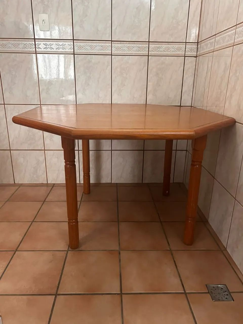 Mesa de jantar madeira 4 lugares - Foto 2