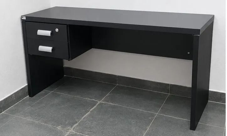 Mesa de Escritório com 2 gavetas - Foto 2