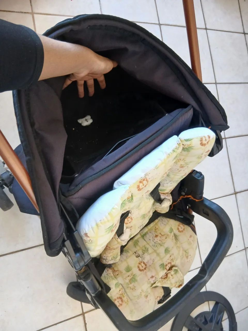 Vende-se carrinho de bebê Burigotto - Foto 5