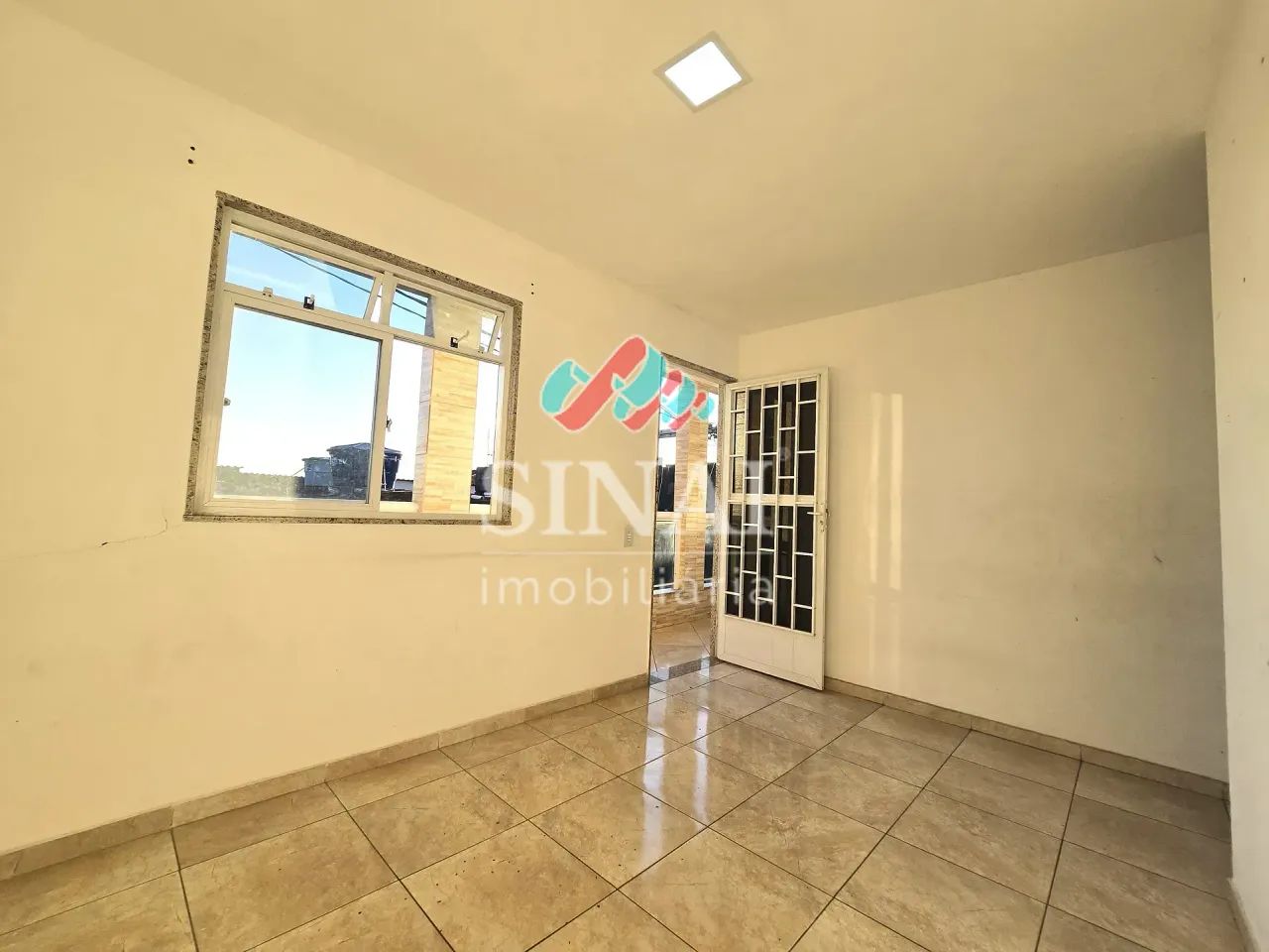 Apartamento Padrão com 2 Quartos em Vigário Geral - Foto 2