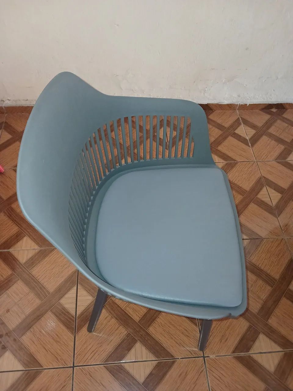 POUTRONA PLÁSTICO  - Foto 3