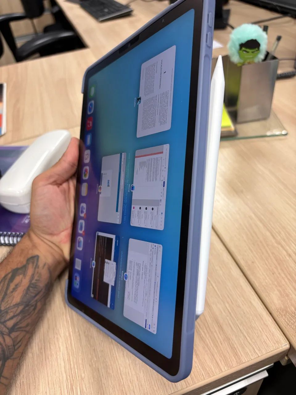 iPad Air 5 (5° geração) Wi-Fi Chip: M1 64GB 10.9 polegadas - Foto 4
