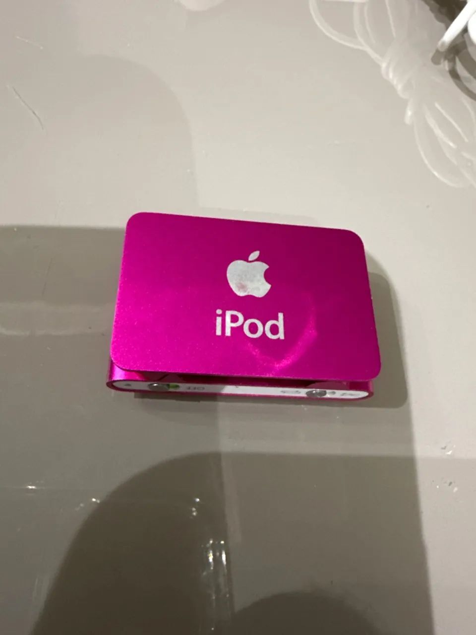 ipod Shuffle 2Gb com mini caixinha de som - Aparelhos de Som - Ana