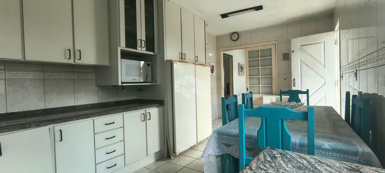 CASA À VENDA COM 4 QUARTOS E 2 VAGAS DE GARAGEM NA TRINDADE - Foto 3