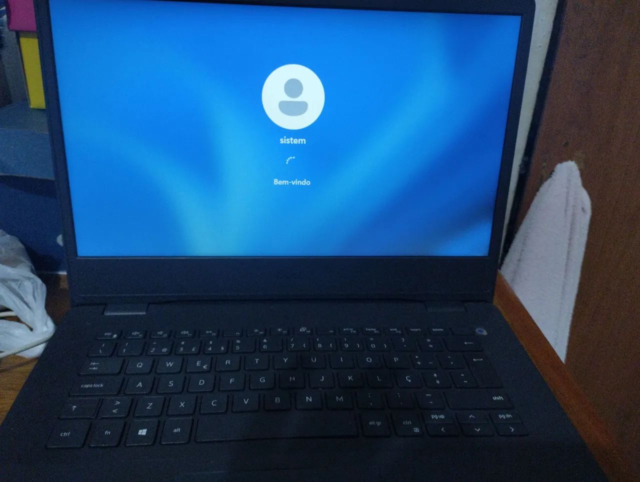 Notebook Dell semi novo 