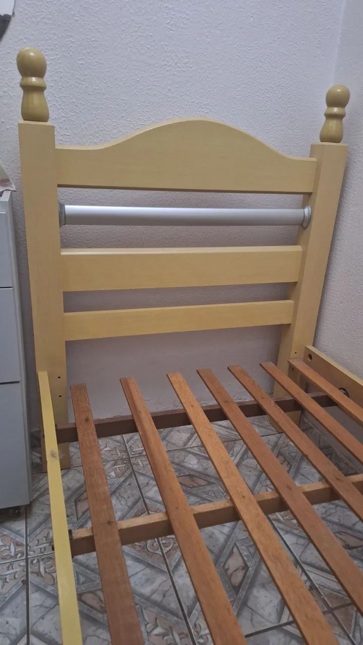 Cama solteiro madeira clara - Foto 2