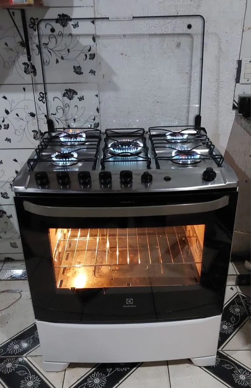 Fogão electrolux 5 bocas ACENDIMENTO AUTOMÁTICO 
