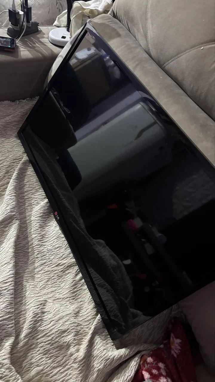 TV LG 32LN5400-SB em perfeito estado