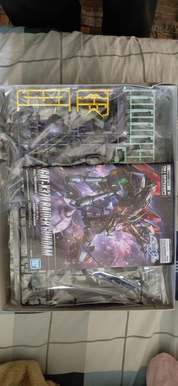 Full mechanics Raider gundam Bandai  - Foto 2